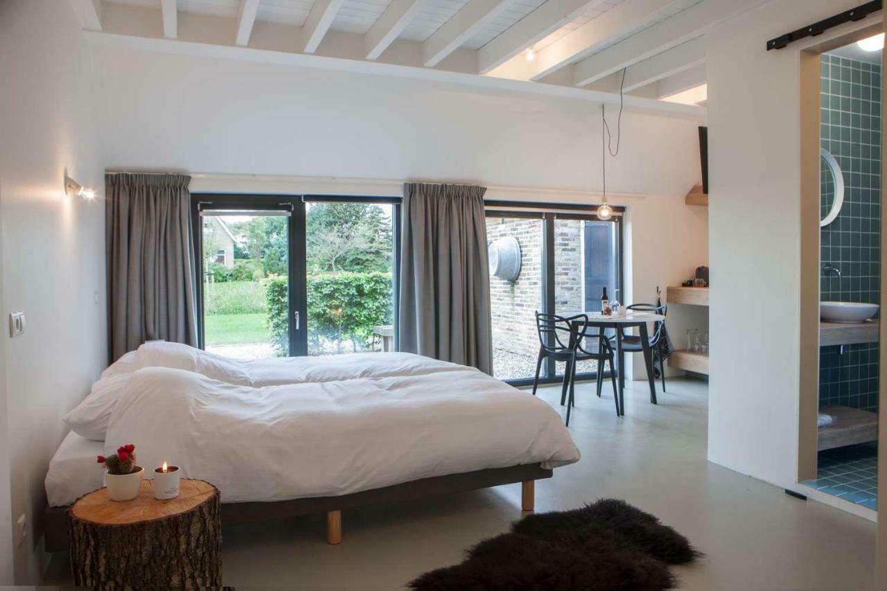 Uitgerust Voor Zaken Bed & Breakfast เฮเรนเวน ภายนอก รูปภาพ