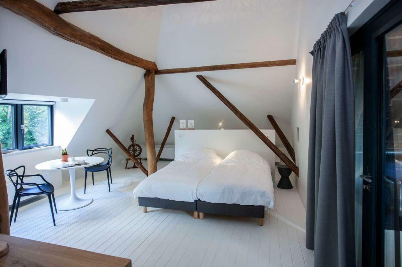 Uitgerust Voor Zaken Bed & Breakfast เฮเรนเวน ภายนอก รูปภาพ