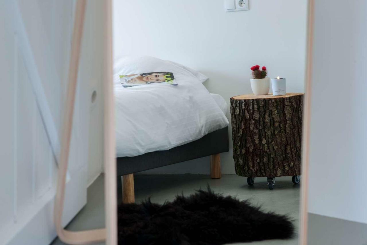 Uitgerust Voor Zaken Bed & Breakfast เฮเรนเวน ภายนอก รูปภาพ