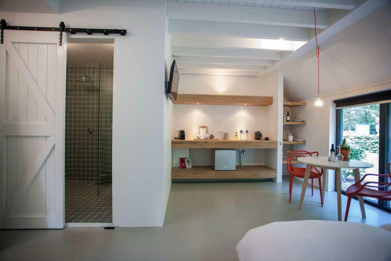 Uitgerust Voor Zaken Bed & Breakfast เฮเรนเวน ภายนอก รูปภาพ